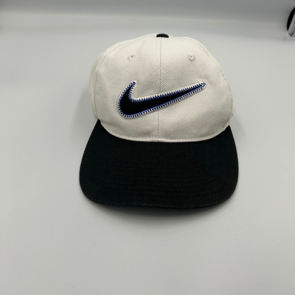 Nike Hat Mens OSFA White Black Vintage Zig Zag Stitch Swoosh Strapback Cap